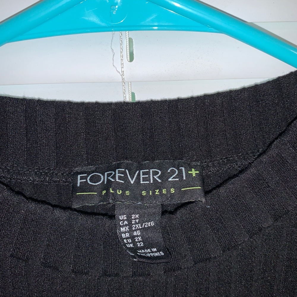 LBD - Picture 3 of 5